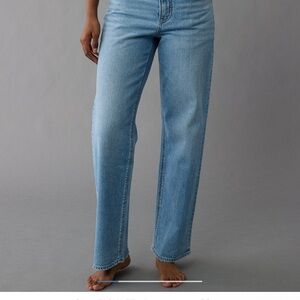 American Eagle Strigid High-Waisted Stovepipe Jean